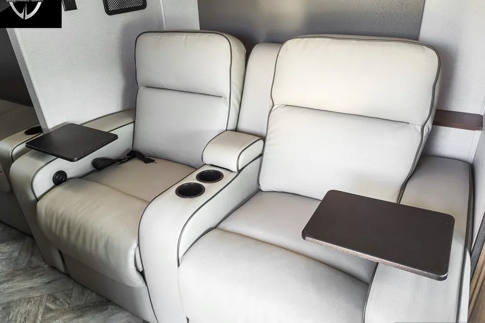 Mercedes Benz Forest River Sunseeker Class C