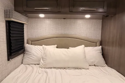 Augusta Adventure Coach