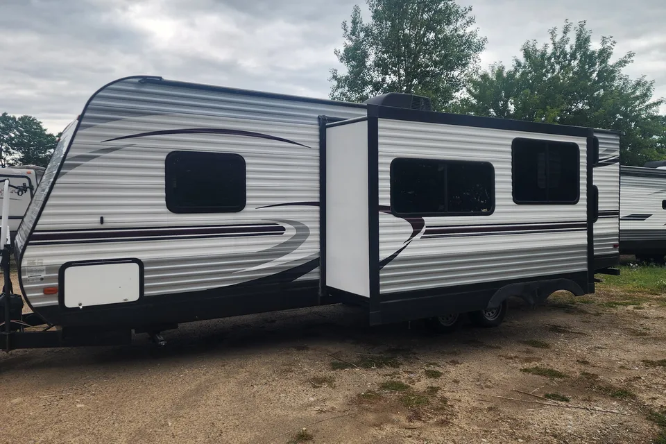 Dave's Pioneer BH270 Travel Trailer