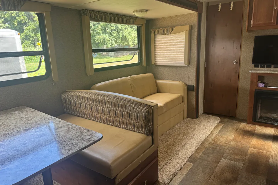 Gulf Stream Matrix Quad Bunk Travel Trailer