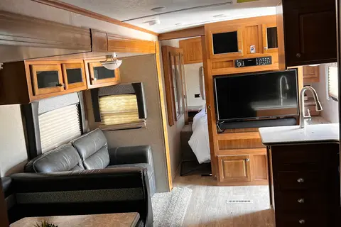 Let’s go Camping ! With our 2019 Forest River Rockwood 8311WS Travel Trailer