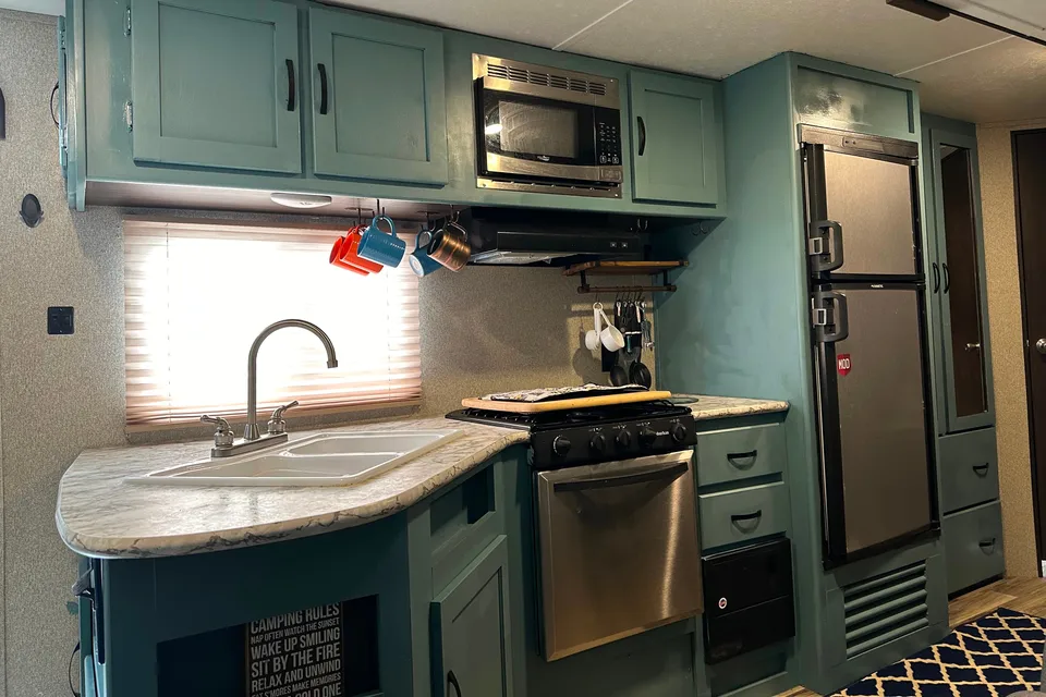 Keystone Springdale Rolling Family Pet Friendly Vacation