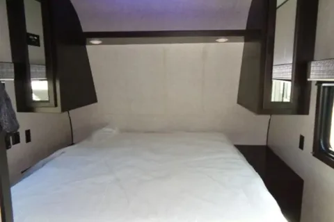 Family-Friendly 2022 Jayco Jay Flight Bunkhouse