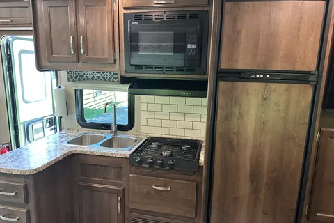 Jayco Redhawk 25r Class C