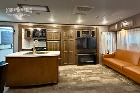 SIGNATURE w/ Private Master, Kitchen Island, Elec Fireplace & Outdoor Kitchen