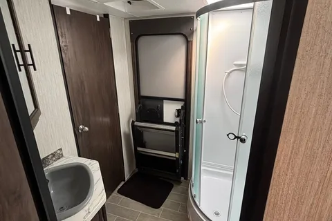 36FT Bunkhouse!