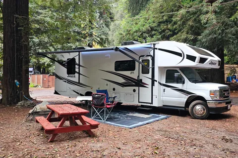 2024 Jayco Clamping Memory Maker