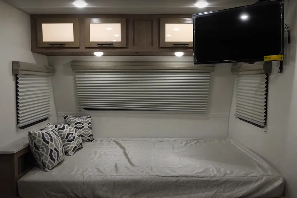 Forrest River No Boundaries 19.8 Travel Trailer