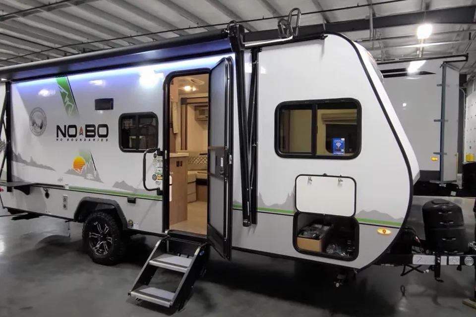 Forrest River No Boundaries 19.8 Travel Trailer