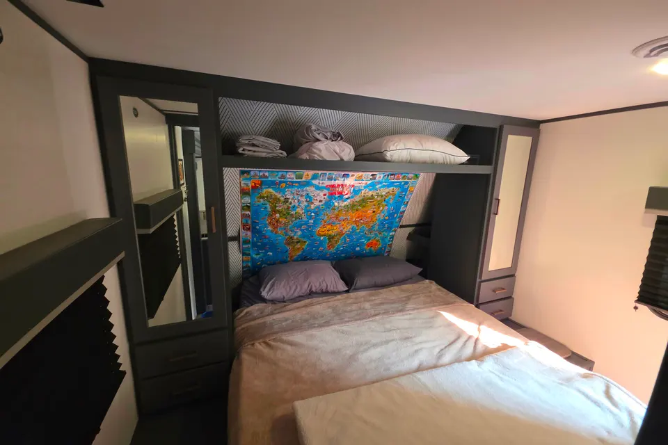 Michael's Keystone Bullet Crossfire 2430BH Travel Trailer