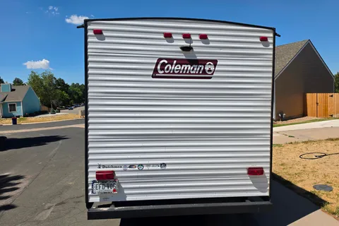 Jeremy's Dutchmen 263bh Travel Trailer