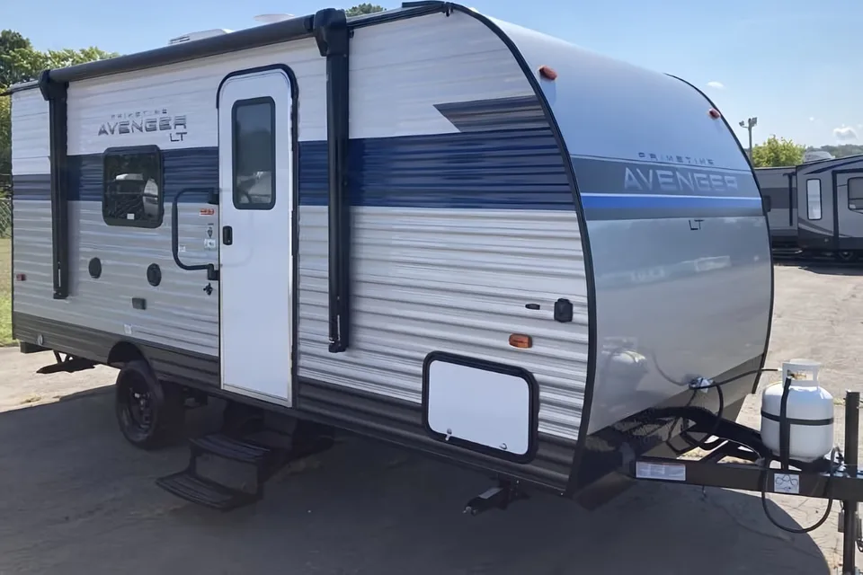 Nayman's Prime Time Avenger Travel Trailer