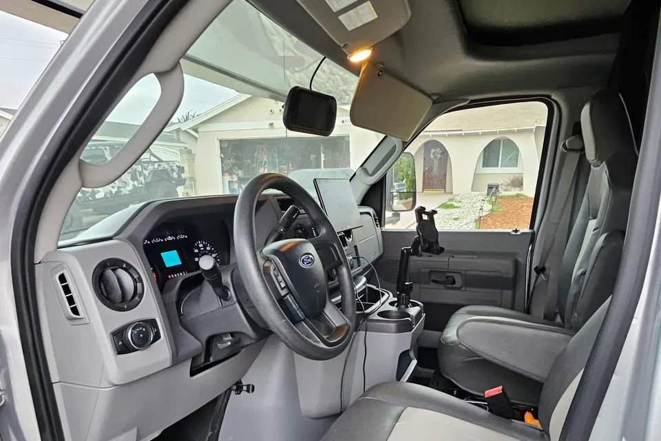 NEW 2025 32ft Forest River Forester (Low Miles)