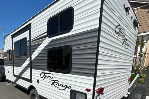 Eric's Highland Ridge RV 180 BHS Travel Trailer Travel Trailer