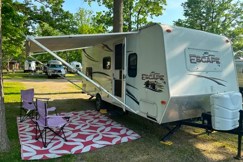 Amir’sEscape Trailer Industries E196s Travel Trailer