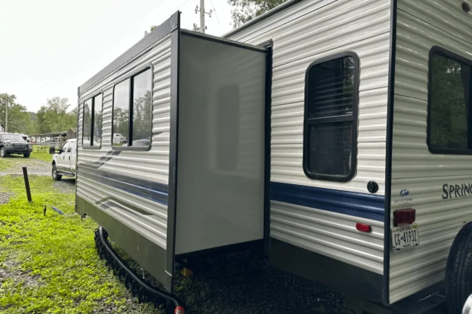 Family RV Glamping
