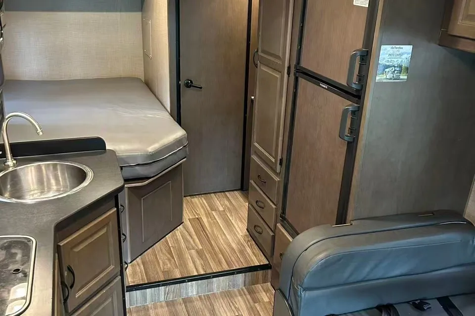 2019 Thor Motor Coach MAJESTIC 25A Class C