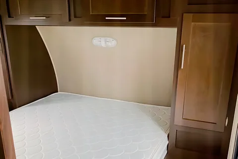 Cariboo Grey Wolf Bunk Adventure 