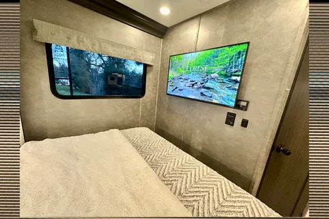 Clean and Comfortable 2023 Forest River Sunseeker LE