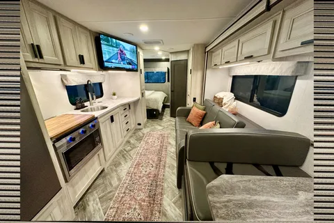 Clean and Comfortable 2023 Forest River Sunseeker LE