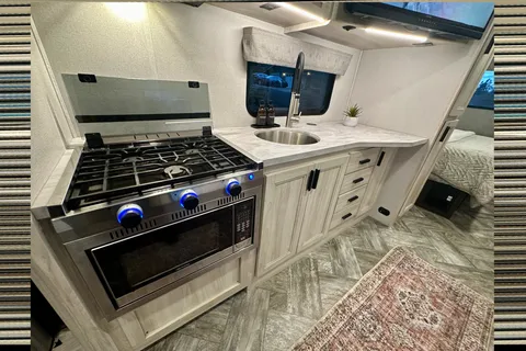 Clean and Comfortable 2023 Forest River Sunseeker LE