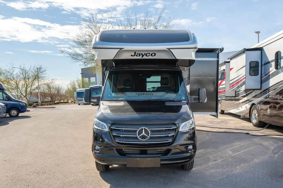 2021 Jayco Melbourne Prestige 24LP – Luxury, Comfort & Easy Driving