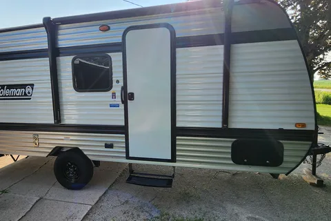 Robert's Coleman 17B Travel Trailer