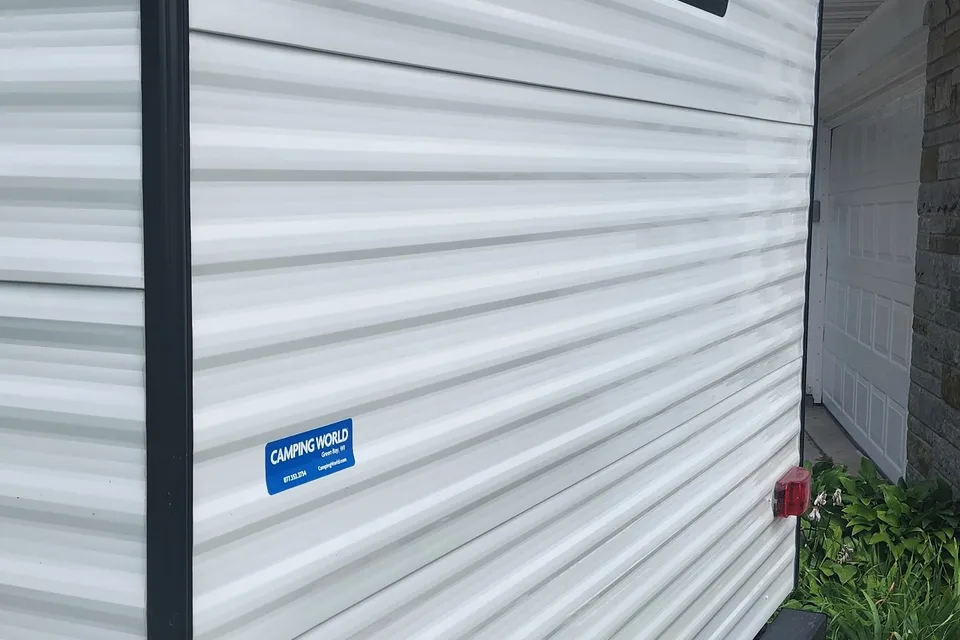 Robert's Coleman 17B Travel Trailer