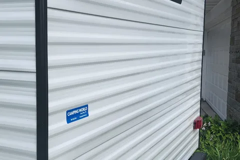 Robert's Coleman 17B Travel Trailer