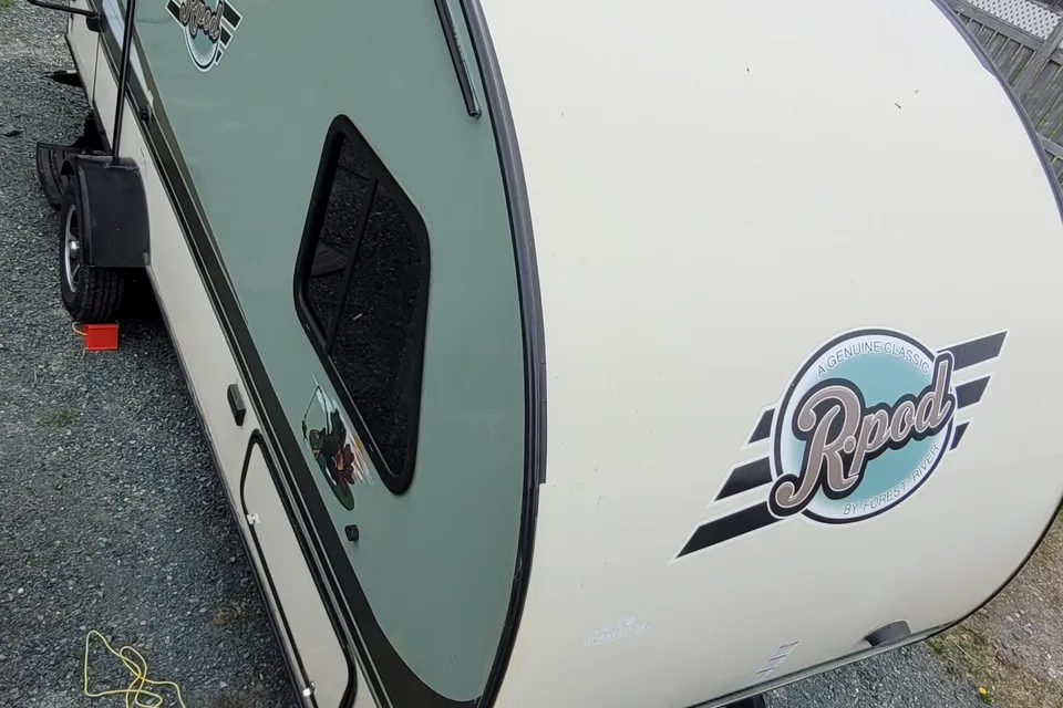 The Happy Camper: Forest River RPod 179 Travel Trailer