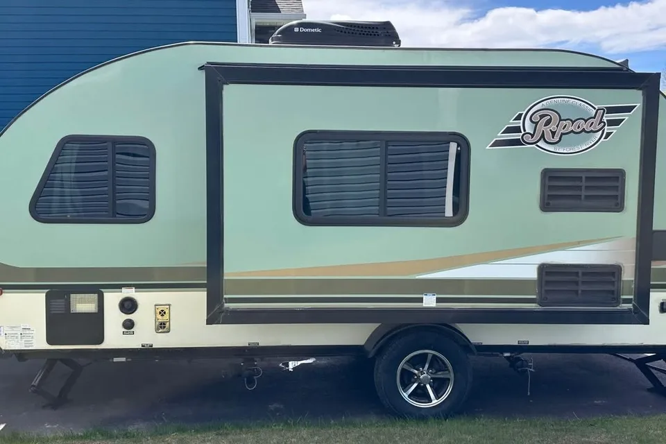 The Happy Camper: Forest River RPod 179 Travel Trailer