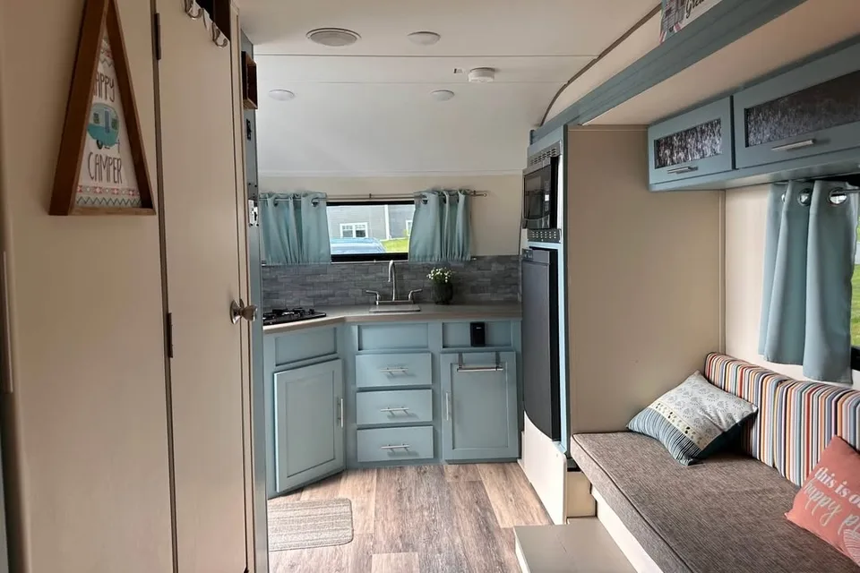 The Happy Camper: Forest River RPod 179 Travel Trailer