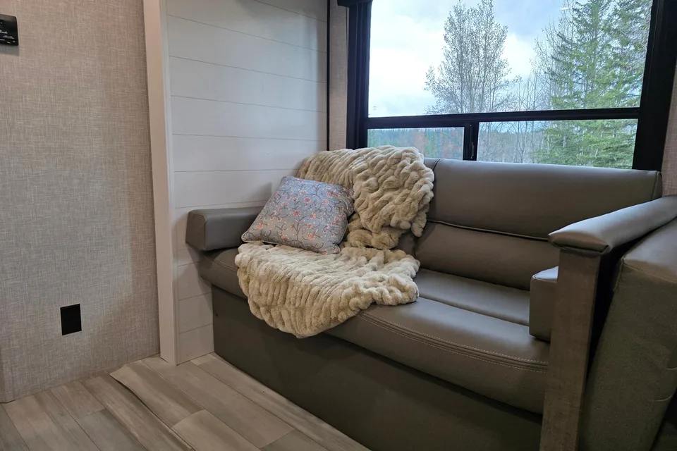 Highland Ridge RV Open Country 28BHS Travel Trailer