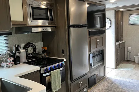 Dave's Gulf Stream Envision Travel Trailer