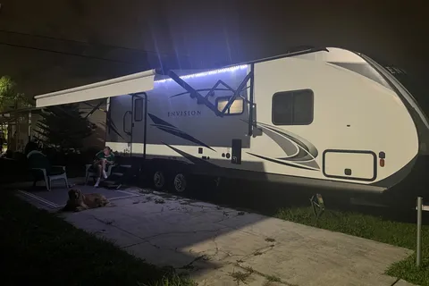 Dave's Gulf Stream Envision Travel Trailer
