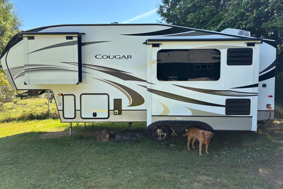 Keystone Cougar Fifth Wheel
