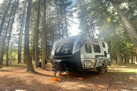Rocky’s RV + 🛜 Starlink (optional). OFFGRID Travel Trailer