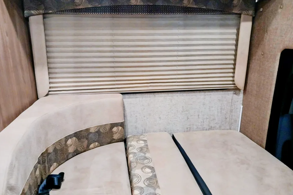 Versatile Freelander RV Cruiser