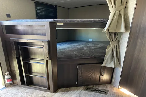 Keystone Springdale 280BH Travel Trailer