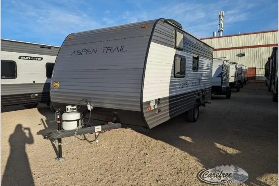 Carefree's Dutchmen Aspen Trail Mini 17RB Travel Trailer