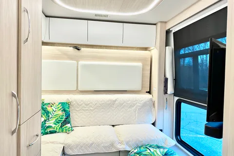 SLEEP 4 -Brand new Leisure Travel Unity Class B+  2023