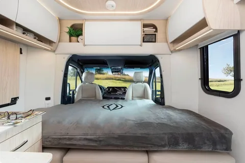 SLEEP 4 -Brand new Leisure Travel Unity Class B+  2023