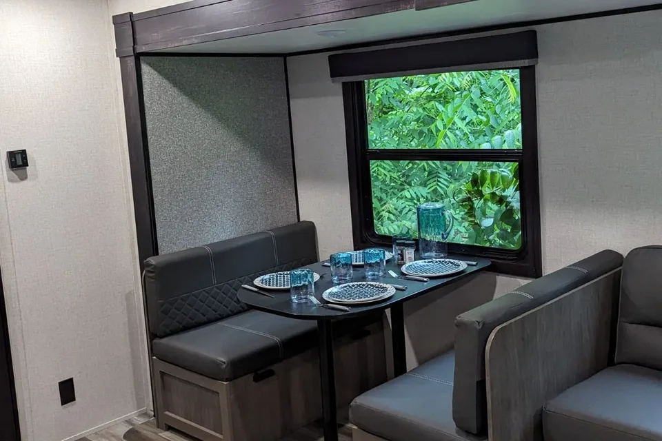 Family Fun 1 Starcraft Bh26 Travel Trailer