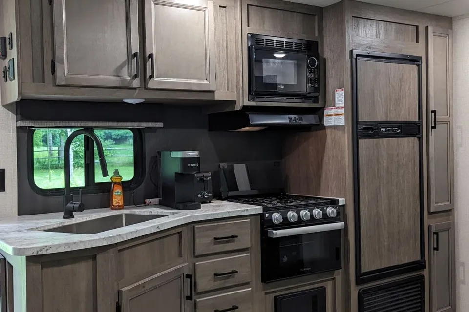 Family Fun 1 Starcraft Bh26 Travel Trailer