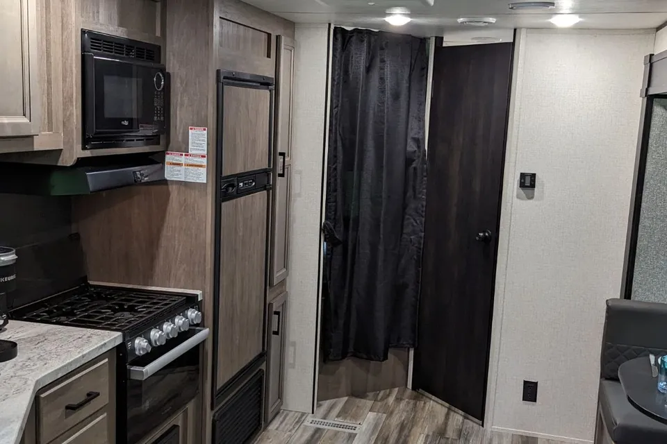 Family Fun 1 Starcraft Bh26 Travel Trailer