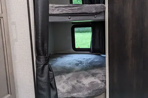 Family Fun 1 Starcraft Bh26 Travel Trailer