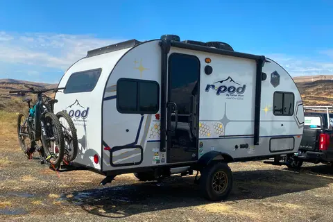 Squamish Getaway R-Pod