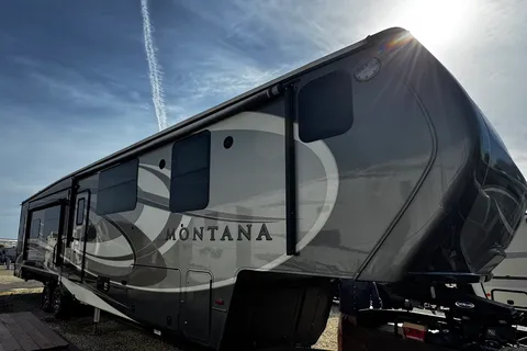 Keystone Montana Fifth Wheel