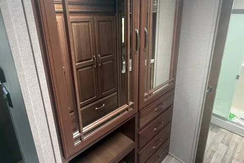 Keystone Montana Fifth Wheel