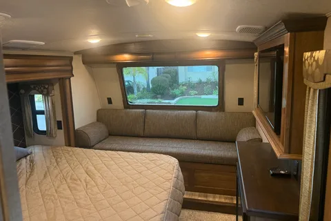 Keystone Montana Fifth Wheel
